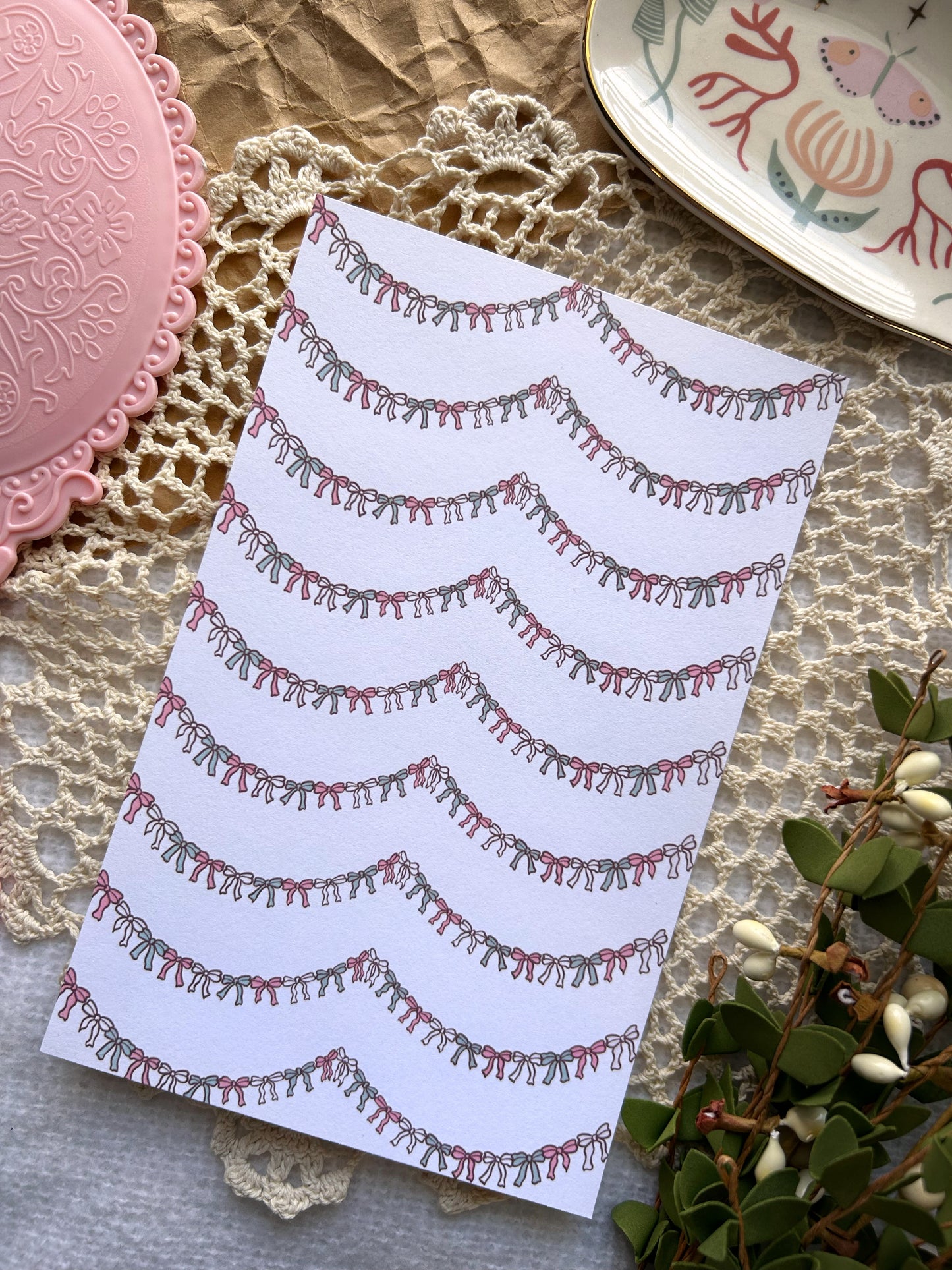 Garland Of Bows Scrapbook Paper