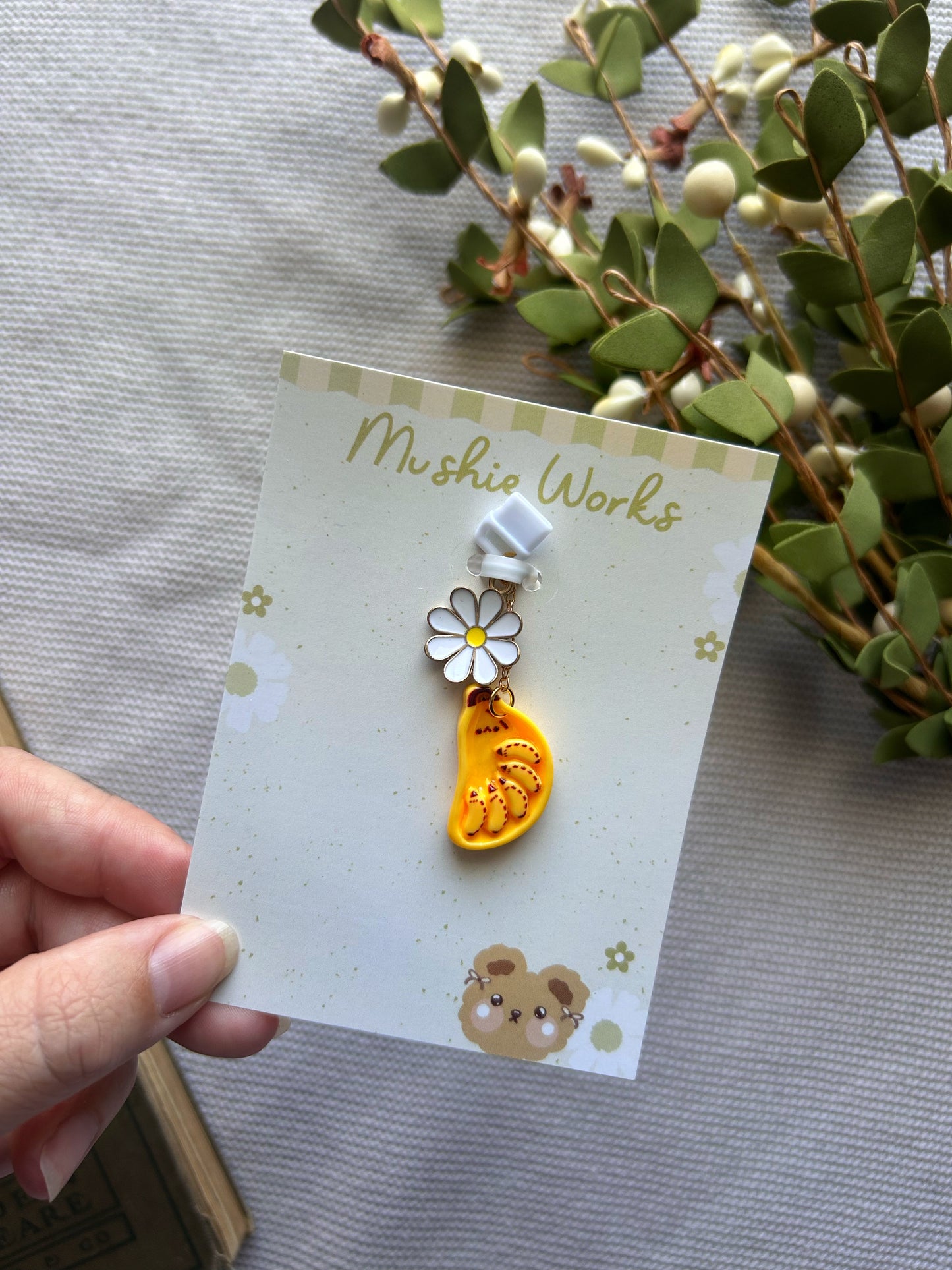 Family Of Bananas Kindle Charm